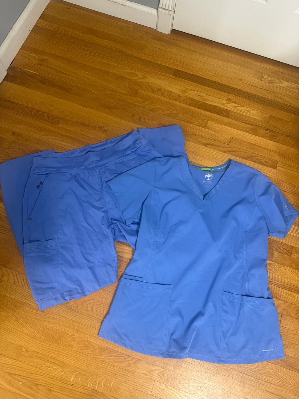 healing hands scrubs size large